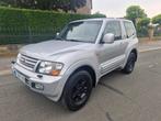 MITSUBISHI PAJERO 3.2 DID 4WD AUTOMAAT BJ 2002.188.000.km LV, Auto's, Mitsubishi, Automaat, Zwart, 4 cilinders, 2020 kg