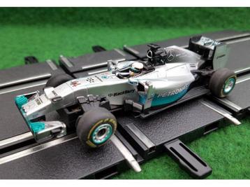 Carrera Go: Mercedes-Benz F1 W05 Hybrid "L. Hamilton, Nr.44" beschikbaar voor biedingen