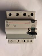 Vynckier 604310 63A Type A differentieel, Doe-het-zelf en Bouw, Ophalen of Verzenden, Zo goed als nieuw, Schakelaar