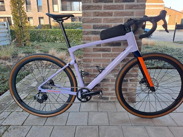 BMC URS 01 ONE maat Large, Fietsen en Brommers, Fietsen | Racefietsen, Zo goed als nieuw, 10 tot 15 versnellingen, 28 inch, Carbon