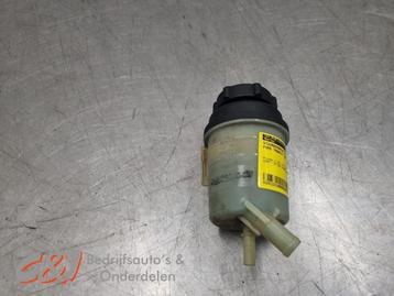 Stuurbekrachtiging Olie Reservoir van een Ford Transit Custo beschikbaar voor biedingen