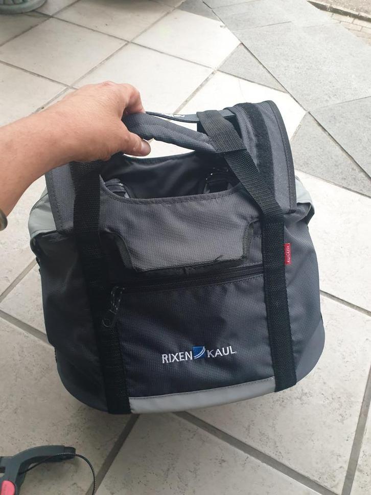 Hondendraagtas voor op de fiets / 24L, Dieren en Toebehoren, Honden-accessoires, Zo goed als nieuw, Ophalen of Verzenden