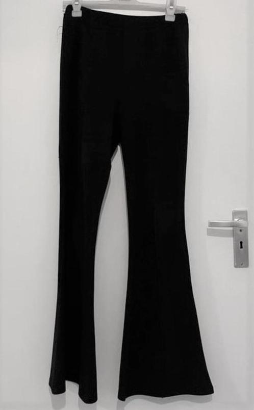 By Swan : zwart lange broek wijde olifantenpijpen , S, Kleding | Dames, Broeken en Pantalons, Zo goed als nieuw, Maat 36 (S), Zwart