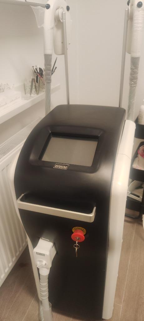 Medcos IPL SHR apparaat, Elektronische apparatuur, Persoonlijke Verzorgingsapparatuur, Zo goed als nieuw, Overige typen, Ophalen