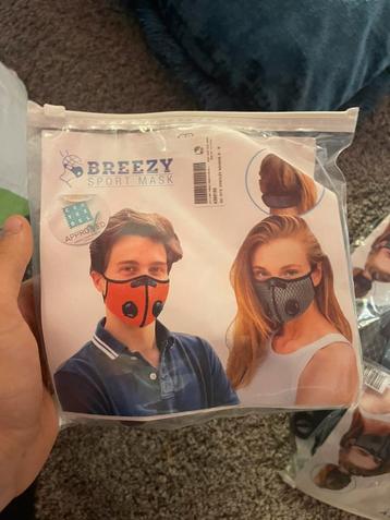 Sport/werk masker beschikbaar voor biedingen