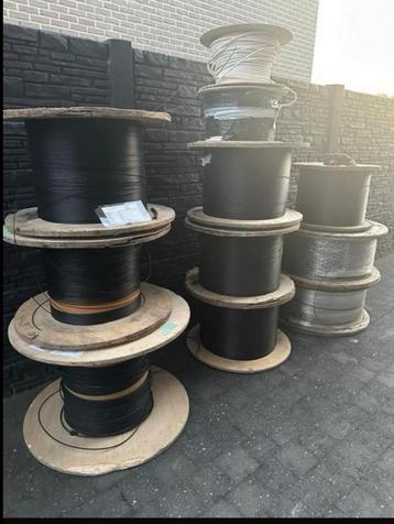 Elektriciteit en Kabels beschikbaar voor biedingen