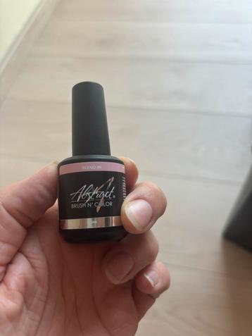 Brush’n color kleurtjes,salon forms,color pop sticks en tips beschikbaar voor biedingen