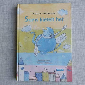 Kindergedichten "Soms kietelt het".  In heel goede staat. beschikbaar voor biedingen