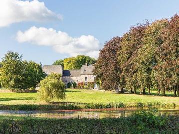 Maison à louer à Condroz (Ciney), 12 chambres beschikbaar voor biedingen