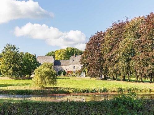 Maison à louer à Condroz (Ciney), 12 chambres, Immo, Huizen te huur, Vrijstaande woning