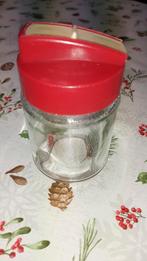 Retro glazen bokaal hagelslag., Enlèvement