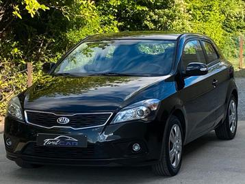 Kia Ceed 1.6i 05/2012 187992km / AIRCO/ NAVIGA/ FULL CARNET beschikbaar voor biedingen