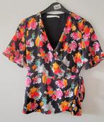 Comme neuf - Blouse cache-coeur à fleurs Zara, taille XS, Kleding | Dames, Blouses en Tunieken, Ophalen, Overige kleuren, Zara