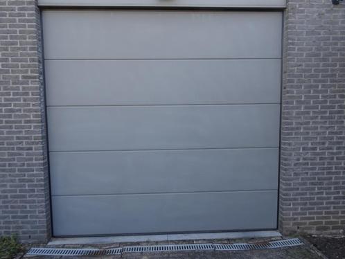 sectionale poort, Doe-het-zelf en Bouw, Deuren en Vliegenramen, Gebruikt, Garagedeur, 215 cm of meer, 120 cm of meer, Metaal, Ophalen