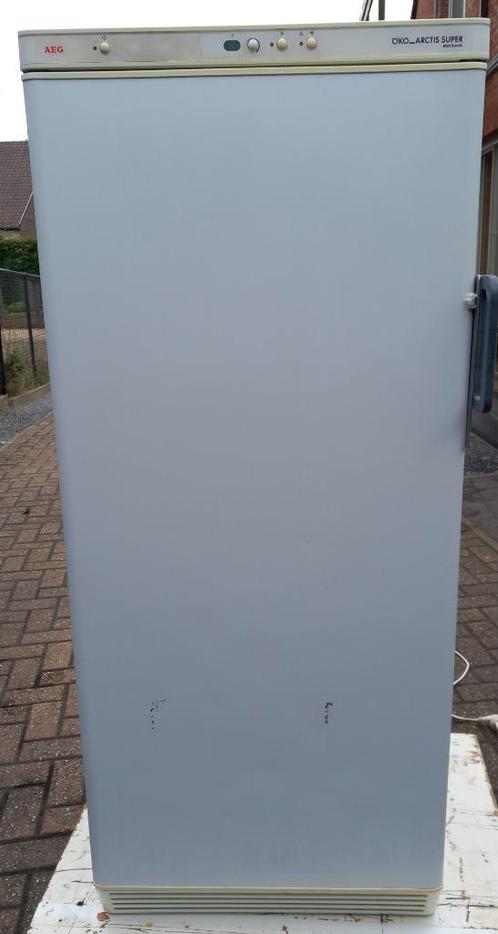 Diepvriezer AEG, Elektronische apparatuur, Vriezers en Diepvrieskisten, Gebruikt, Vrijstaand, Vrieskast, 140 tot 160 cm, 60 tot 90 cm
