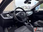 Alfa Romeo Giulietta 1.4 T Distinctive | Climate | Cruise |, Auto's, Zwart, 149 g/km, Bedrijf, Zilver of Grijs