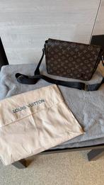 Bruine tas monogram van Louis Vuitton.Gemengde beloning €100, Handtassen en Accessoires, Tassen | Schoudertassen, Ophalen, Nieuw