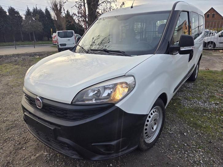 Fiat Doblo L2 long châssis 7/2017 Euro6 1.3jtd 95cv 98585KM, Auto's, Fiat, Bedrijf, Te koop, Doblo, ABS, Airbags, Alarm, Bluetooth