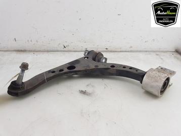 BRAS DE SUSPENSION AVANT GAUCHE (TRIANGLE) Opel Astra K, Utilisé, Opel