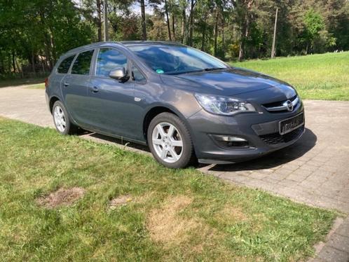 Opel Astra J Sports Tourer 1.4 LPG Automaat trekhaak, Auto's, Opel, Particulier, Astra, Elektrische ramen, Zetelverwarming, Trekhaak
