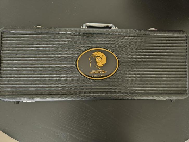 pokerchips: 50 years -James Bond (exclusief), Hobby en Vrije tijd, Gezelschapsspellen | Kaartspellen, Gebruikt, Ophalen of Verzenden