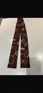 Louis Vuitton Bandana confidential Monogram, Kleding | Dames, Mutsen, Sjaals en Handschoenen, Ophalen of Verzenden