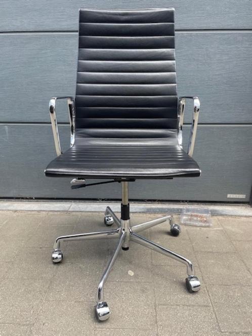 Eames Vitra Bureaustoel EA119, Huis en Inrichting, Bureaustoelen, Zo goed als nieuw, Bureaustoel, Zwart, Ergonomisch, Ophalen