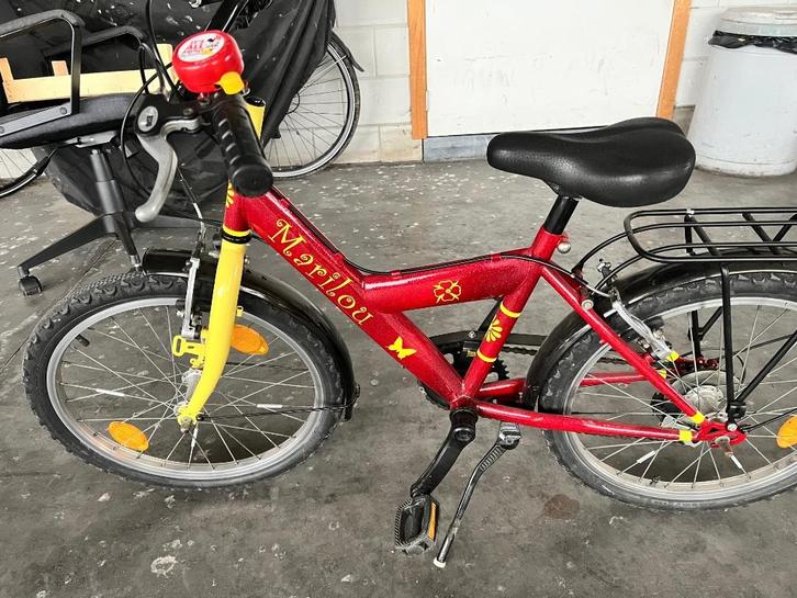 Kinderfiets met speciale painting, Fietsen en Brommers, Fietsen | Kinderfietsjes, Zo goed als nieuw, 16 tot 20 inch, Ophalen