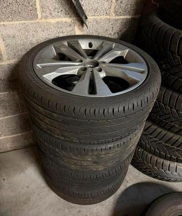 Mercedes Cla set Velgen Met Banden/ 225/40/18 In Goede Staat beschikbaar voor biedingen