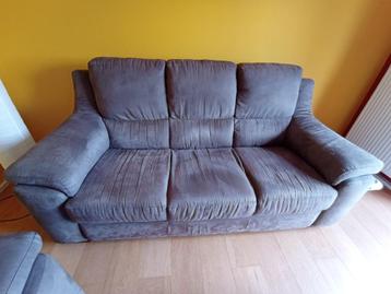 Prachtige 3-zitsbank. beschikbaar voor biedingen