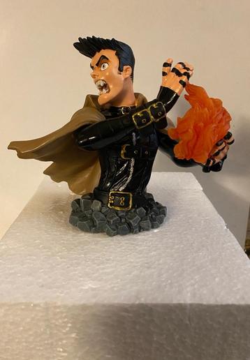 Alex Elder Buste Crimson Dynamic Force 2000 beschikbaar voor biedingen