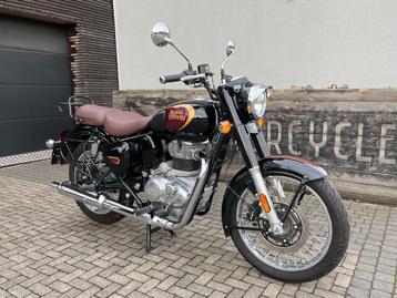 ROYAL ENFIELD CLASSIC 350 HALCYON BLACK