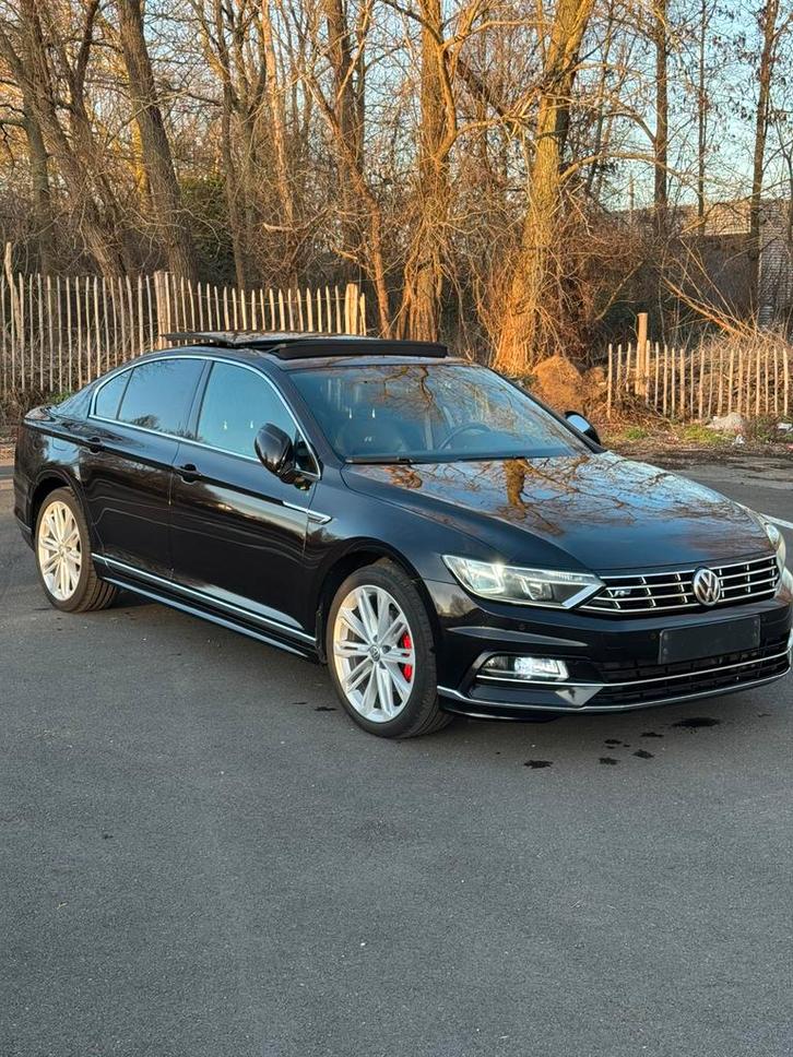 VW Passat 2.0 TDI Highline R-Line, Auto's, Volkswagen, Particulier, Passat, Diesel, Euro 6, Berline, 5 deurs, Zwart, Zwart, Leder