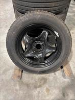 Jantes Dacia/Renault en tôle pneus neige, Autos : Pièces & Accessoires, Pneus et Jantes, Pneus hiver, 16 pouces, Véhicule de tourisme
