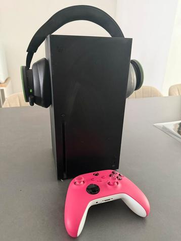 Xbox Series X + Manette + Casque + Jeux +1an de Game Pass beschikbaar voor biedingen