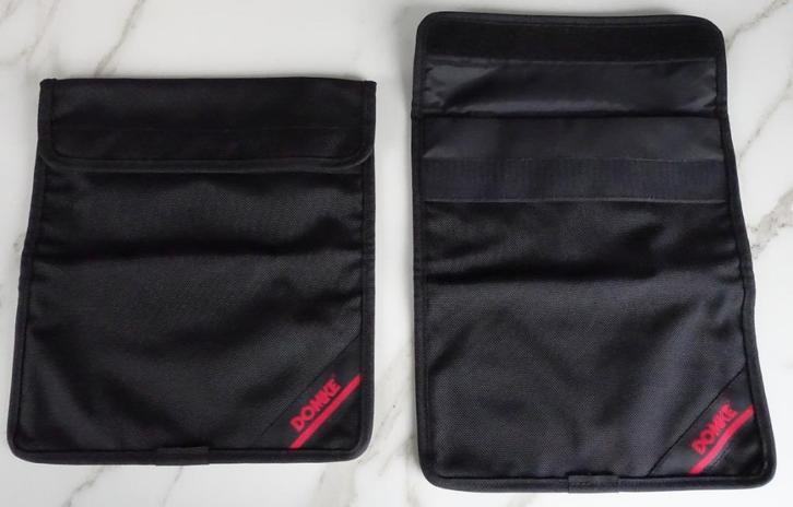 2 sacs protection films argentiques contre rayons aéroport, Audio, Tv en Foto, Foto | Doka Apparatuur, Zo goed als nieuw, Doka-onderdelen