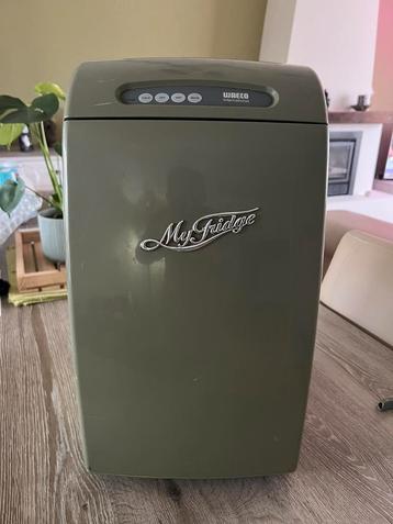 Frigo Waeco MF18D voor vrachtenwagen of auto 12v en/of 220v beschikbaar voor biedingen