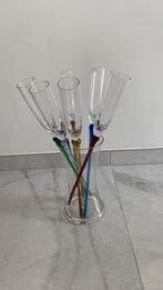 Gekleurde champagneglazen op voet, Verzamelen, Ophalen, Zo goed als nieuw