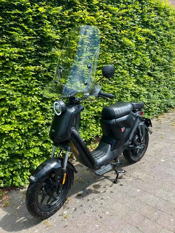 NIU UQI RT Pro electric scooter klasse B, Ophalen, Gebruikt, Elektrisch, Klasse B (45 km/u)