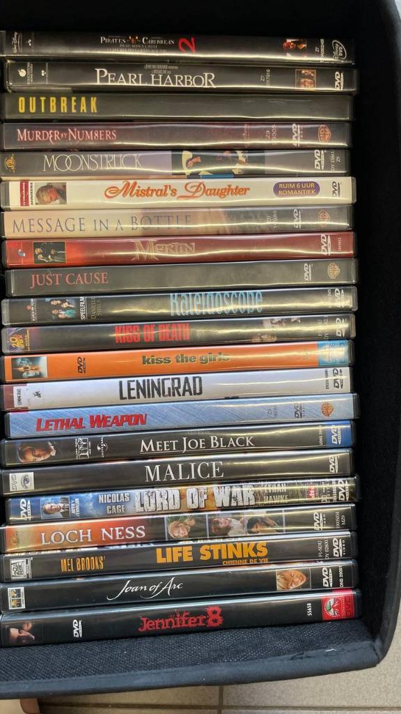 DVD's verschillende genres aan 1 euro per stuk (zie lijst), CD & DVD, DVD | Action, Utilisé, Action, Tous les âges, Enlèvement ou Envoi