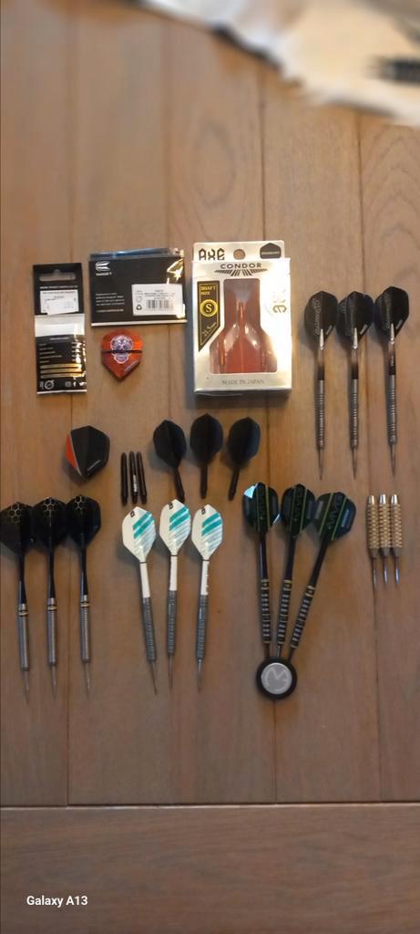 Darts accessoires (pijlen, flights, shafts), Sport en Fitness, Darts, Zo goed als nieuw, Pijlen, Ophalen
