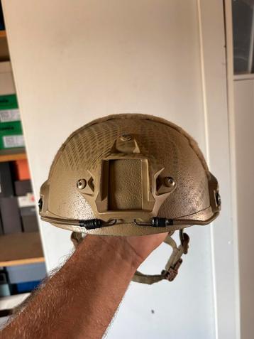 Véritable Casque Balistique Tactique High-Cut – 1,2 kg beschikbaar voor biedingen