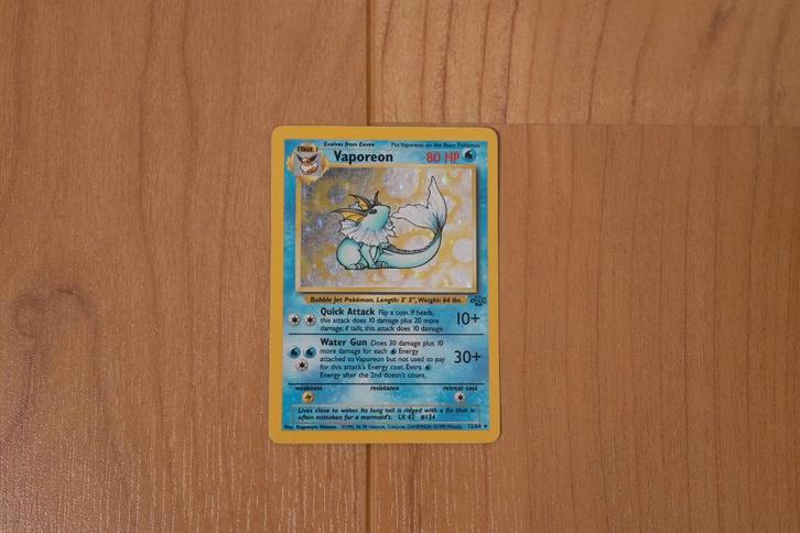 Vaporeon Holo – Jungle Unlimited 1999 - PSA 7 schatting, Hobby en Vrije tijd, Verzamelkaartspellen | Pokémon, Gebruikt, Losse kaart