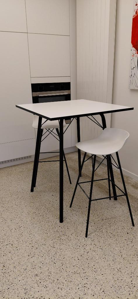 hoge keukentafel, Huis en Inrichting, Tafels | Statafels, Zo goed als nieuw, Ophalen