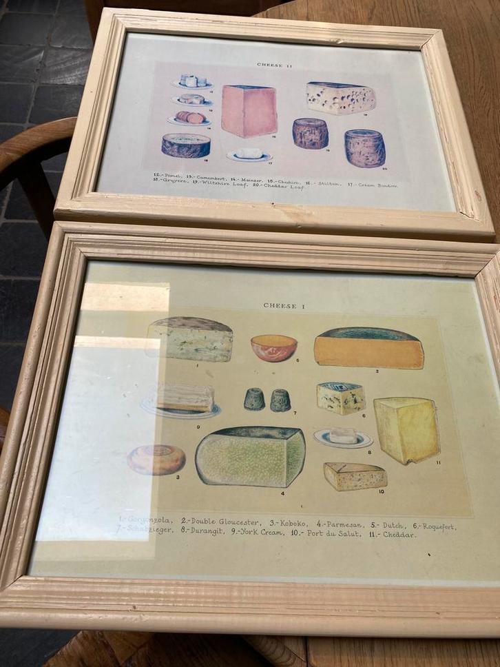 Kaders met tekening kazen, Huis en Inrichting, Woonaccessoires | Schilderijen, Tekeningen en Foto's, Gebruikt, Tekening, Minder dan 50 cm
