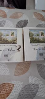 2 mappen postzegels wereld fauna en flora, Ophalen of Verzenden