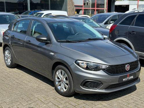 FIAT // TIPO //, Auto's, Fiat, Bedrijf, Te koop, Tipo, Benzine, Euro 6, Berline, 5 deurs, Handgeschakeld, Zilver of Grijs, Grijs