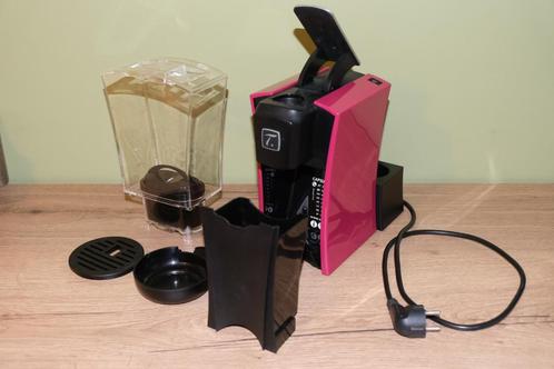 Theemachine Special.T (Mini.T Fuchsia) by Nestlé, Elektronische apparatuur, Koffiezetapparaten, Zo goed als nieuw, Koffiepads en cups