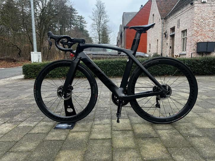 Trek Madone SLR Gen6 Project One Dura Ace Di2 maat 56 (M/L), Vélos & Vélomoteurs, Vélos | Vélos de course, Comme neuf, Hommes