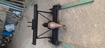 fendeuse à bois beschikbaar voor biedingen